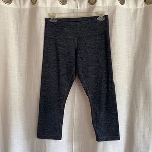 Lulu lemon capris